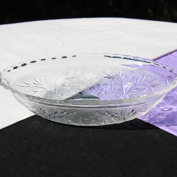 Oval Sandwich Serving Bowl - Picture 2 of 5